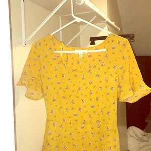 Scoopneck Floral Print blouse//Monteau